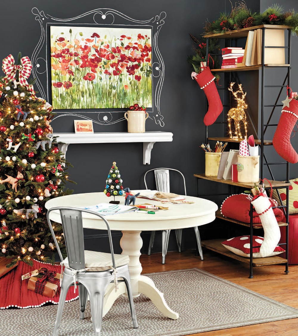 Stylish Home Office Christmas Decoration Ideas | The latest ...